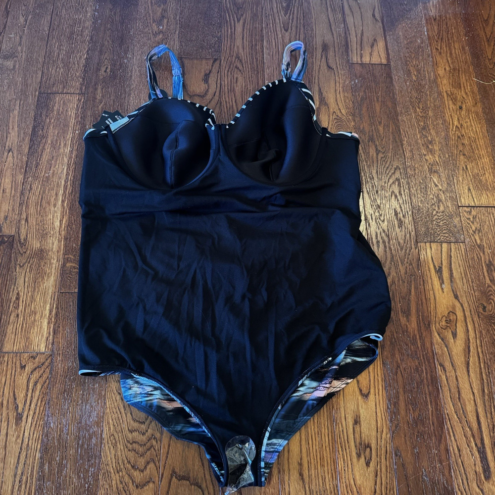 NWT Torrid 4 D/DD Womens 26 4X Slim Fix Underwire One Piece Swimsuit Shoreline - Picture 15 of 16